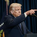 EN PORTADA: SIGUIENTE PARADA: CUBA Trump dice que se centrará en Cuba una vez solventada la guerra contra Irán.