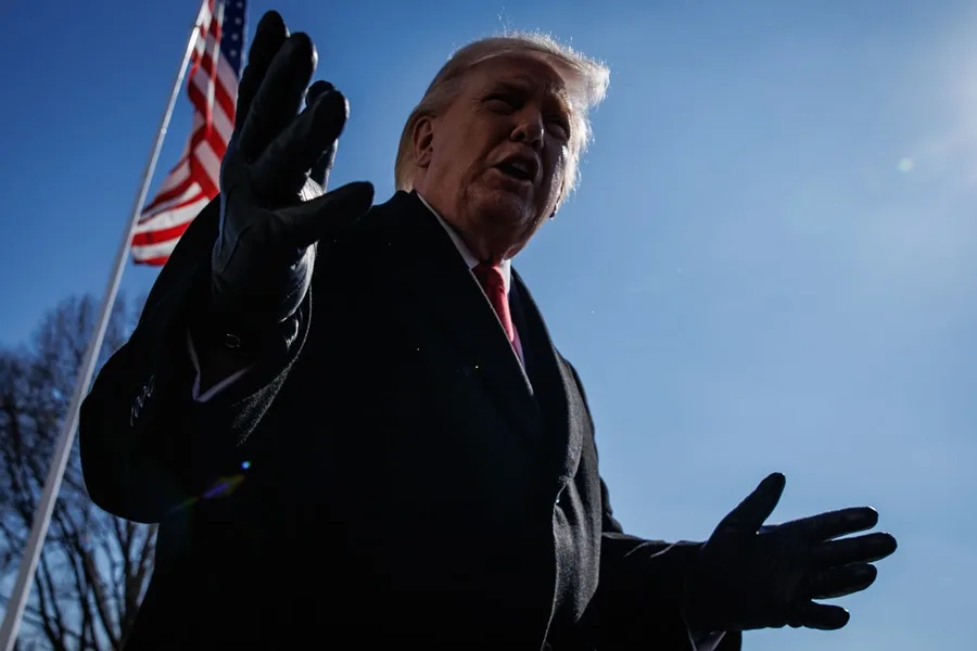 caen las naturalizaciones en EE.UU.