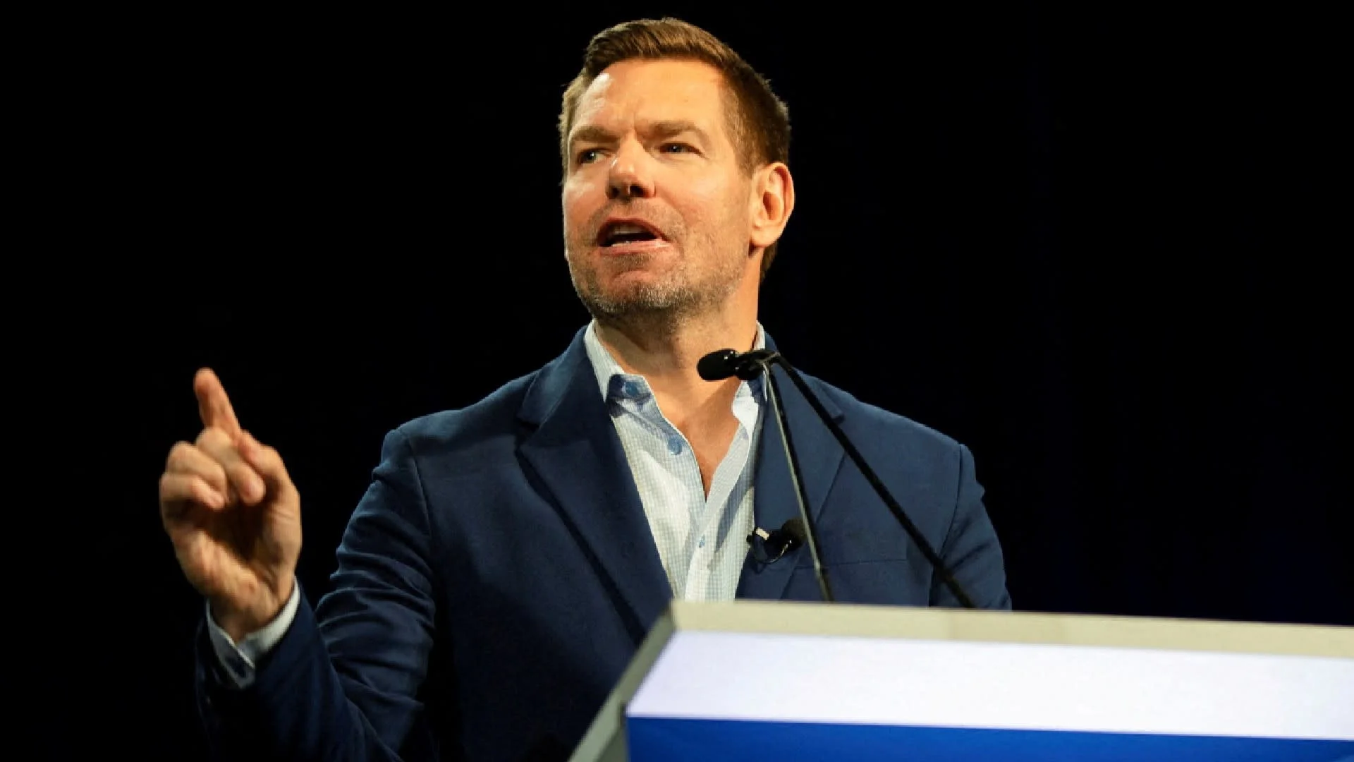 demócratas tras retiro de Eric Swalwell