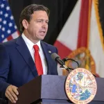 DeSantis propone nuevo mapa electoral que redefine Florida