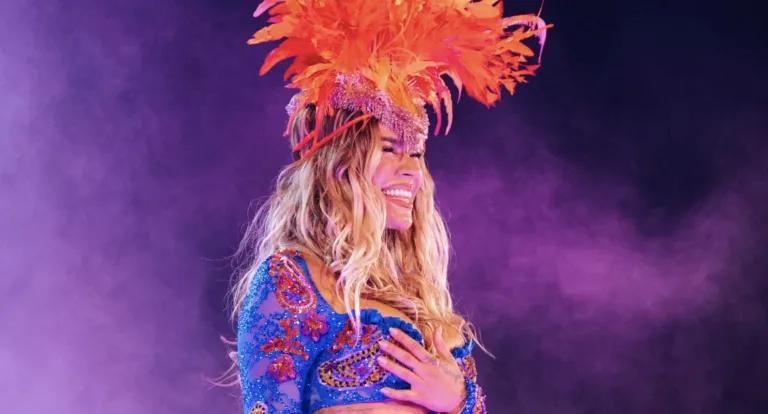 Karol G hace historia en Coachella: mariachi, reguetón y Becky G