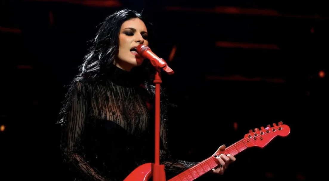 Laura Pausini se disculpa tras comentario en concierto de Perú