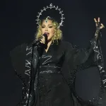 Madonna anuncia oficialmente "Confessions II"