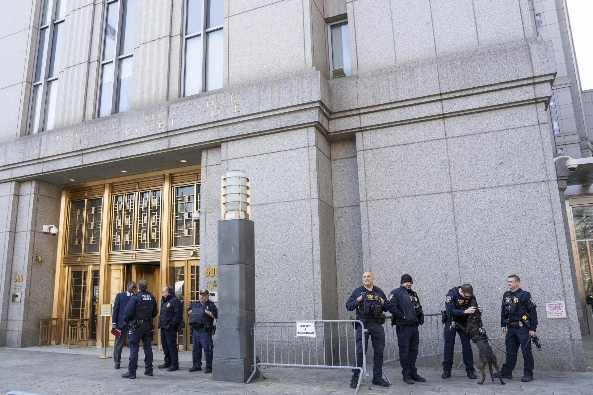 Fin a la disputa: Venezuela pagará la defensa de Maduro