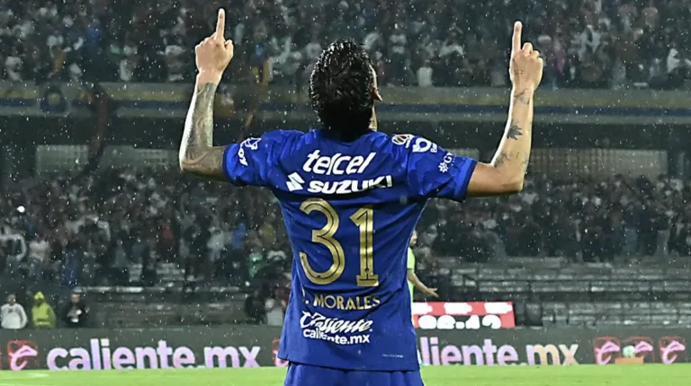 Fuerte remontada de Pumas ante Juárez