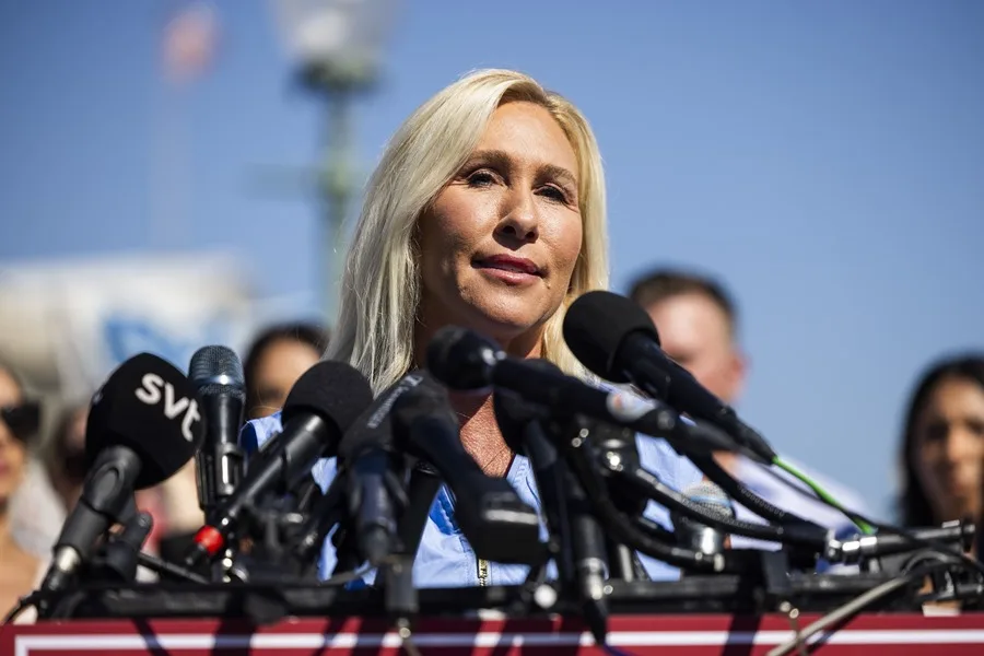 Republicanos mantienen escaño de Taylor Greene en Georgia