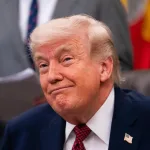 Trump fue expulsado de sala de crisis sobre Irán tras gritar por horas