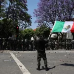 Denuncian redadas migratorias