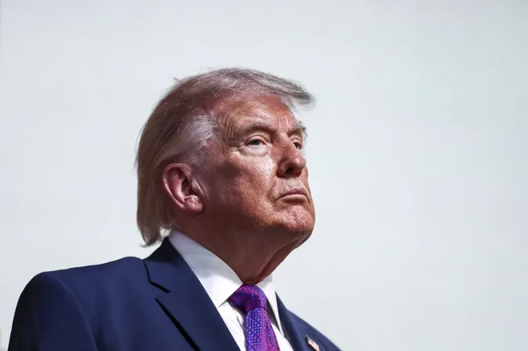 Trump busca blindaje judicial