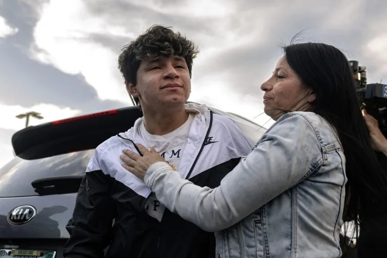 Futbolista liberado por ICE pide quedarse en EE.UU.: ¿qué pasó?