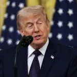 Trump apoya ley para hacer permanente el horario de verano