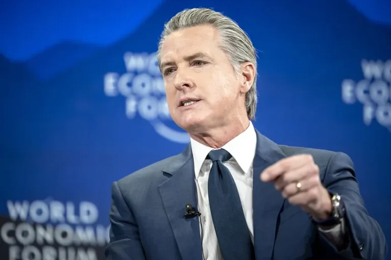 California: Newsom revela que el Gobierno de Trump lo investiga