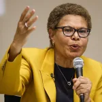 Karen Bass y Spencer Pratt pelearán la alcaldía de Los Ángeles