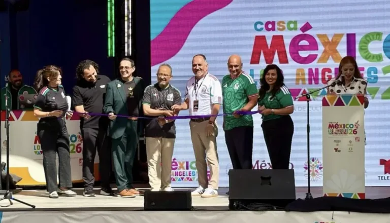 Casa México en Los Ángeles recibe a fanáticos del fútbol