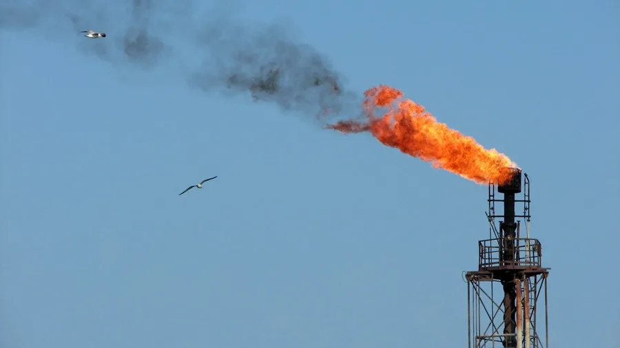 Precio del petróleo vuelve a subir por crisis en Medio Oriente